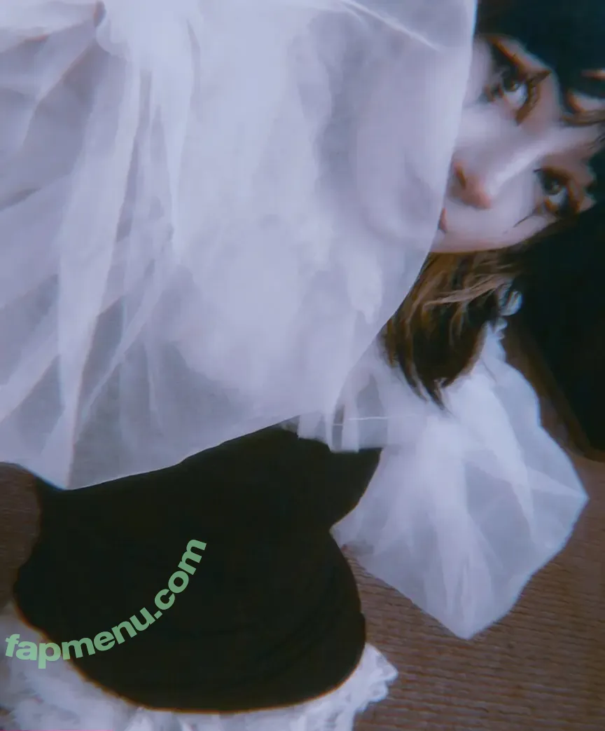 Yogscast Bouphe nude photo #0127 (bouphe / bouphemagic)