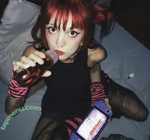 YoiFox / Anarcaemo nude photo #0106