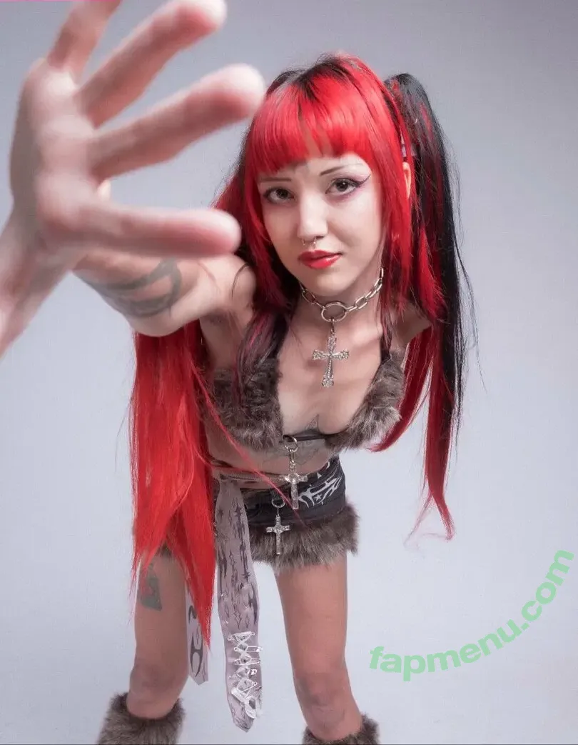 YoiFox nude photo #0114 (Anarcaemo)