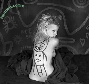 Yolandi Visser / dieantwoordd nude photo #0083
