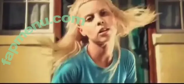 Yolandi Visser nude photo #0068 (dieantwoordd)