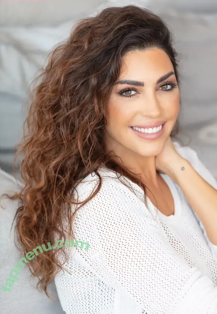 Yolanthe Cabau nude photo #0021 (Yolanthe Cabau)