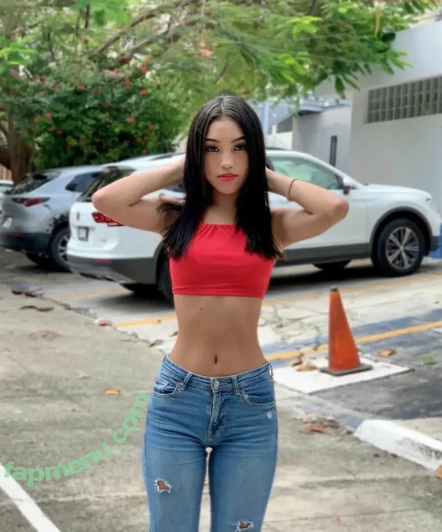 Yole Bae nude photo #0005 (yolee_bae)