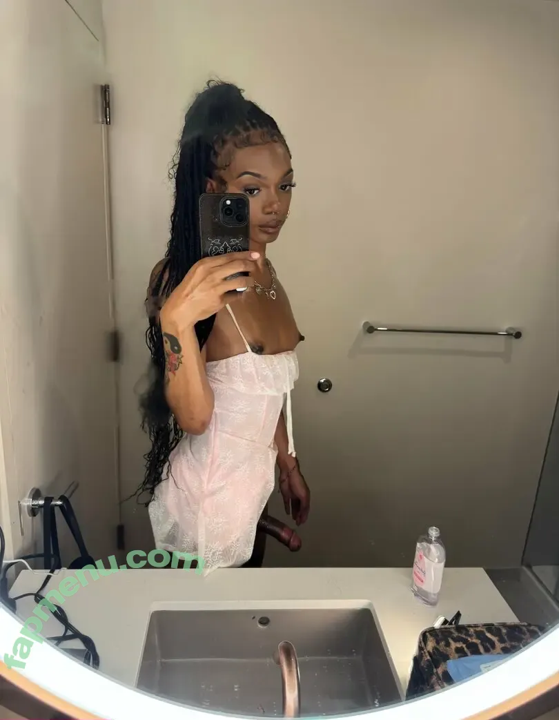 yomanwyae nude photo #0034 (yomanwyae)