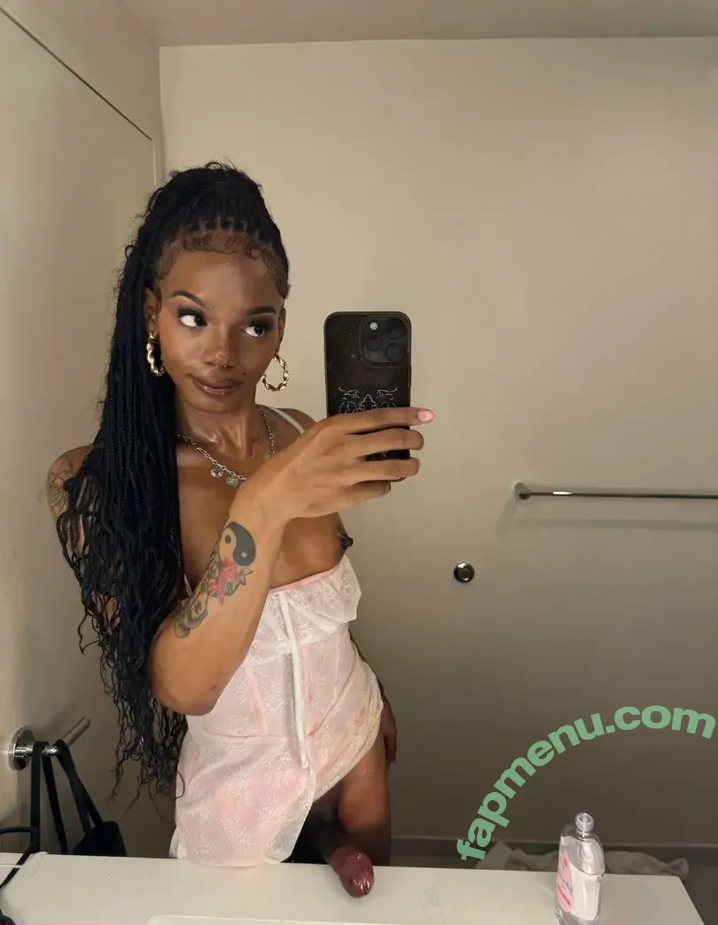 yomanwyae nude photo #0038 (yomanwyae)