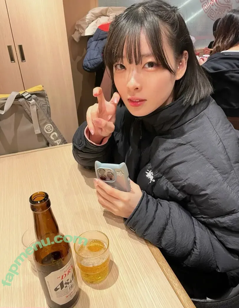 Yomicomichu_ nude photo #0003 (Yomicomichu_)