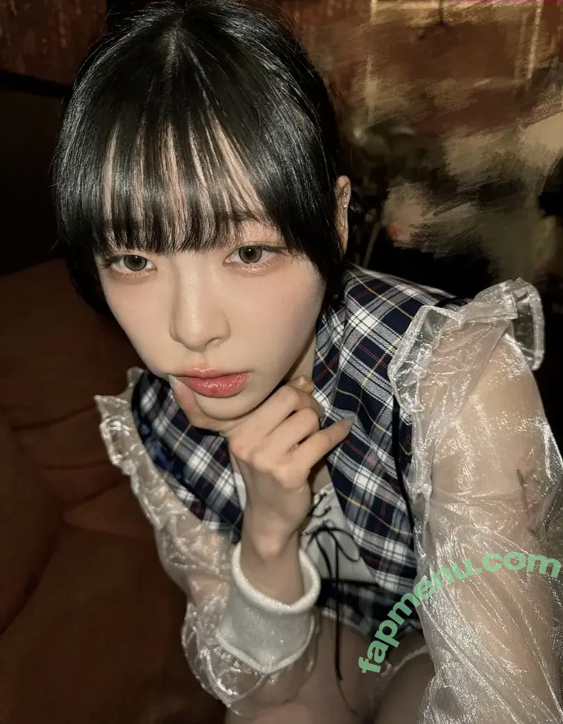 Yomicomichu_ nude photo #0010 (Yomicomichu_)