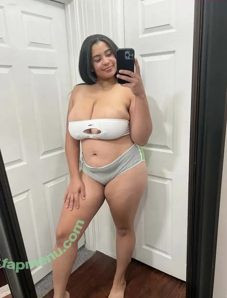 Yomyjuggs nude photo #0190 (Milky Titties / Yomyareolas / Yomywrist)