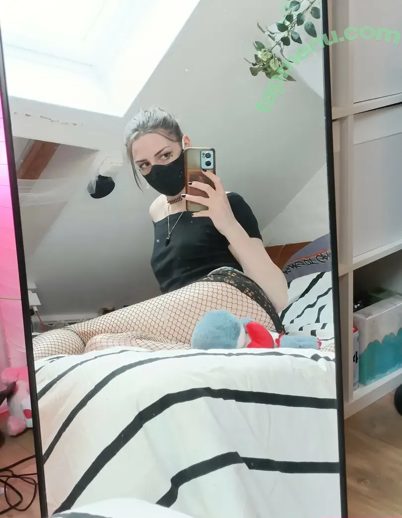 yona.mlem nude photo #0183 (ypol.eban.7)