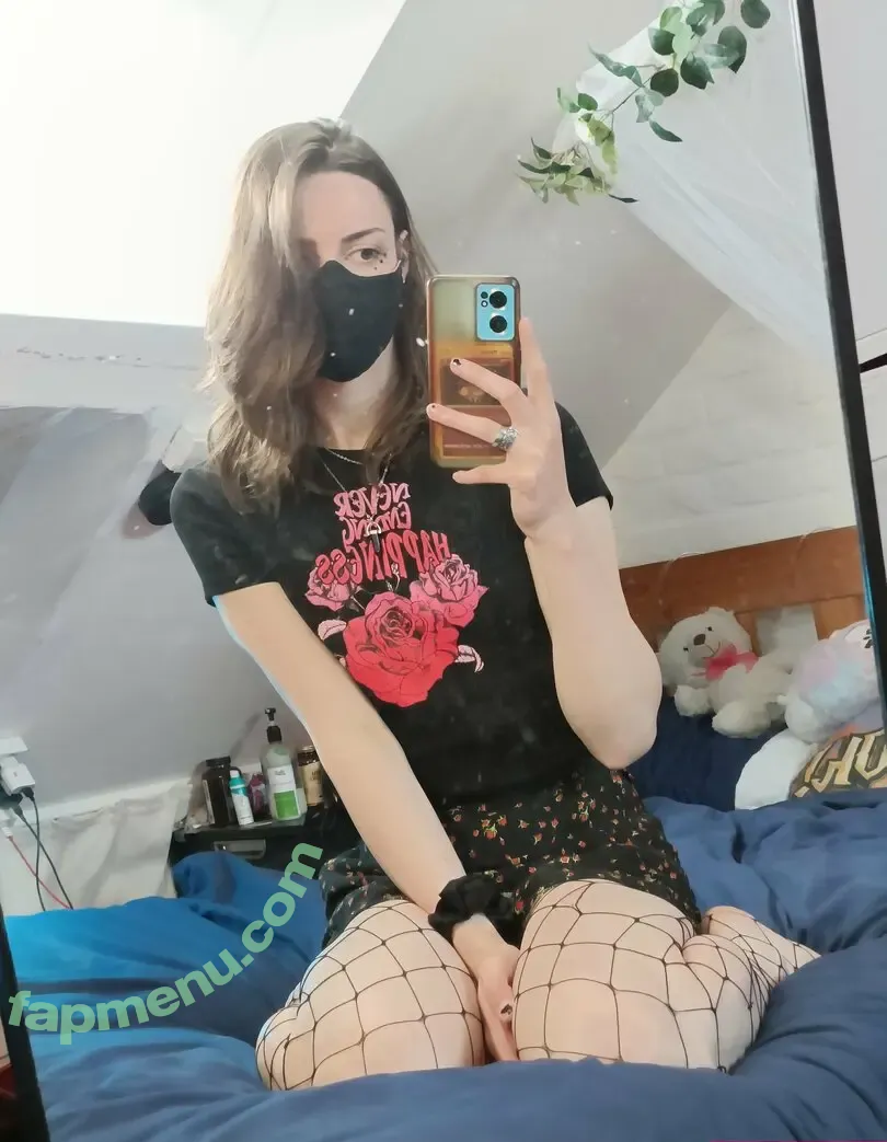 yona.mlem nude photo #0186 (ypol.eban.7)