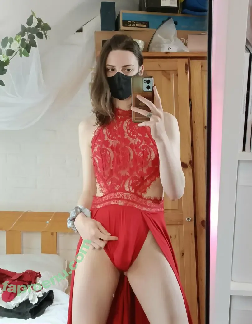 yona.mlem nude photo #0210 (ypol.eban.7)
