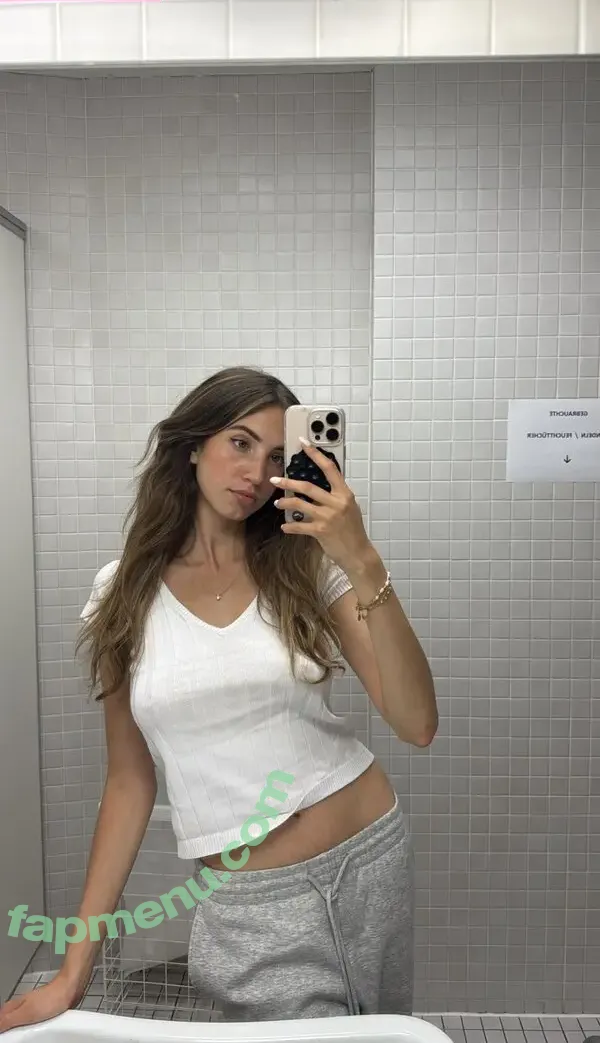 Yoncahagen nude photo #0052 (Yonca / Yxnca1 / yxnca)