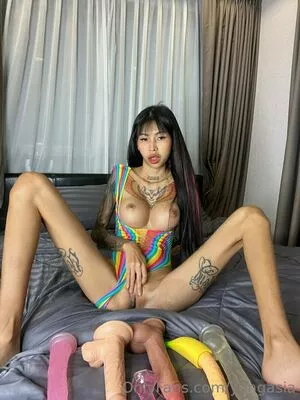 Yong Asia / _yon_g43 / yongasia nude photo #0013