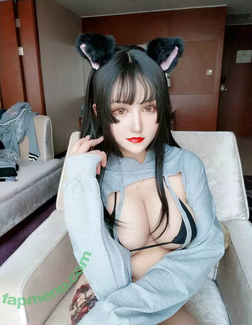 Yorkie nude photo #0206 (Yorkie_w / yorkie_www / youryorkie)