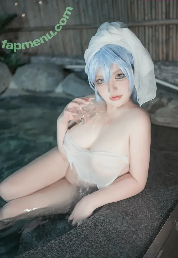 Yorkie nude photo #0777 (Yorkie_w / yorkie_www / youryorkie)