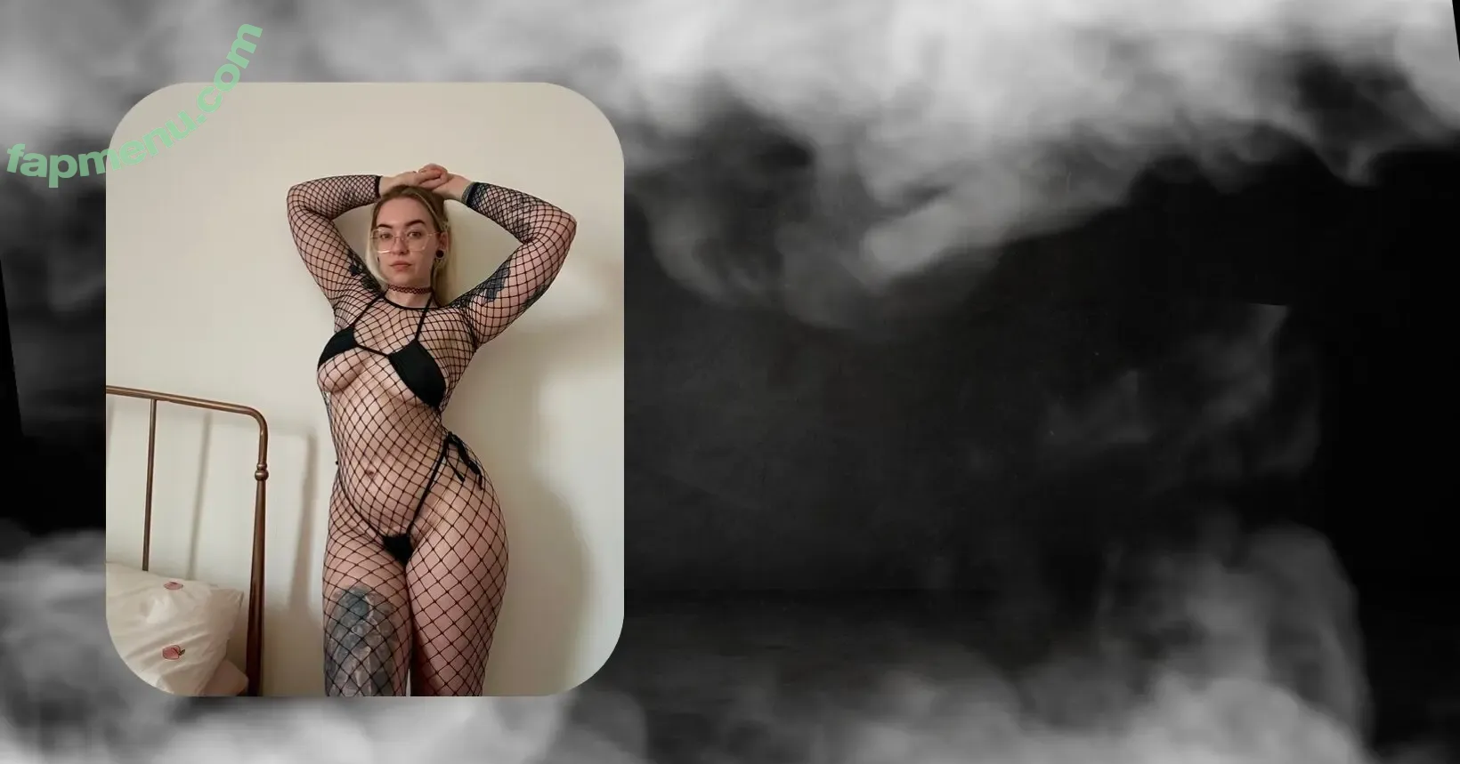 Yorkshirestripper nude photo #0010 (Yorkshirestripper)