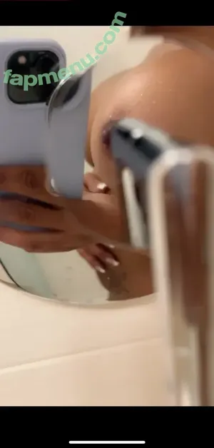 Yoshicakes / _YoshiG / battlerapper nude photo #0006