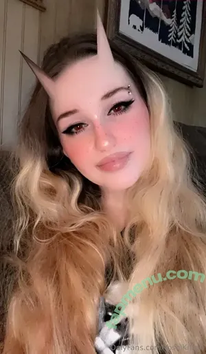  nude photo #0007