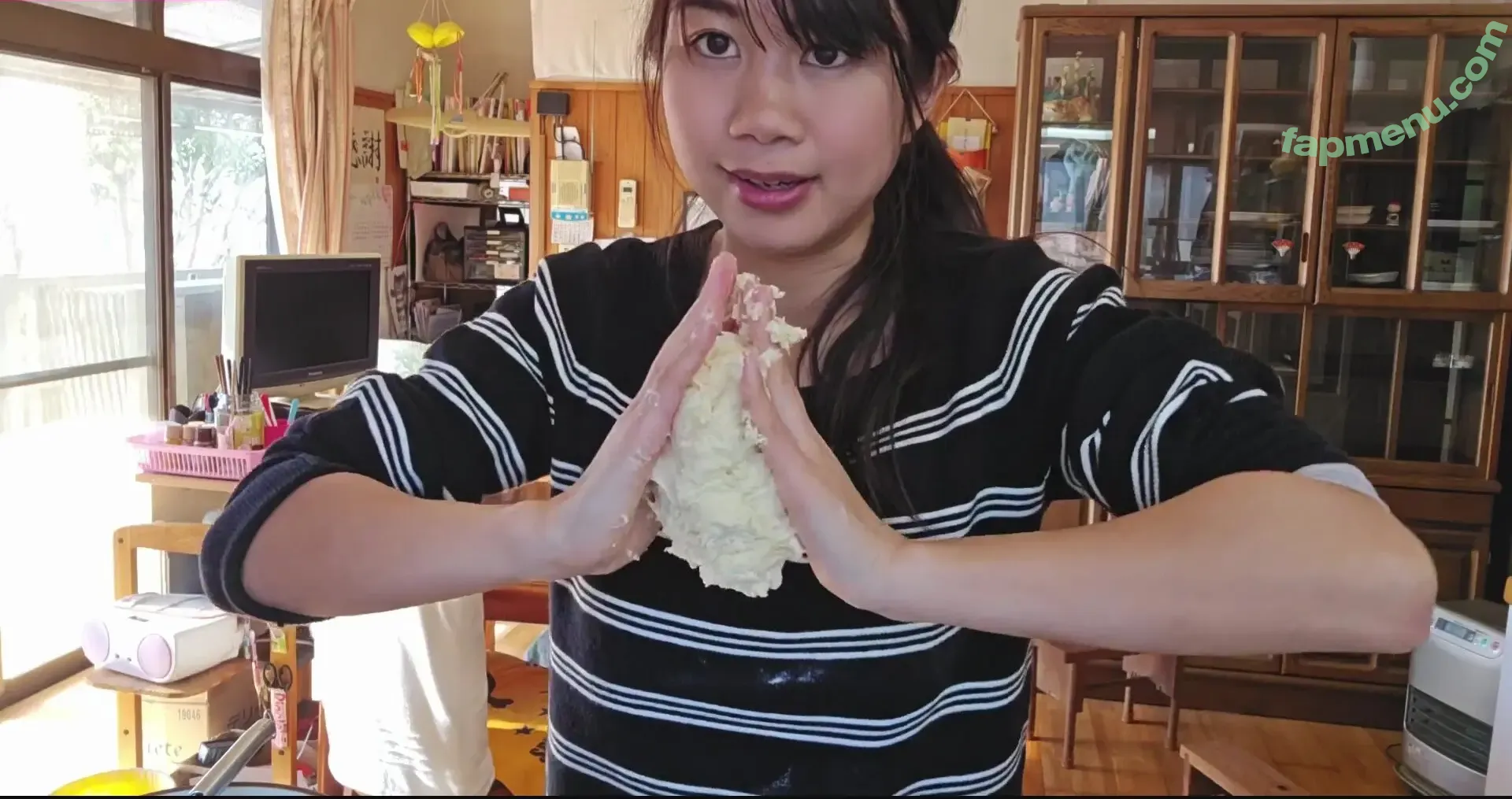 Yoshimyan nude photo #0230 (tofumya / yoshimyann)