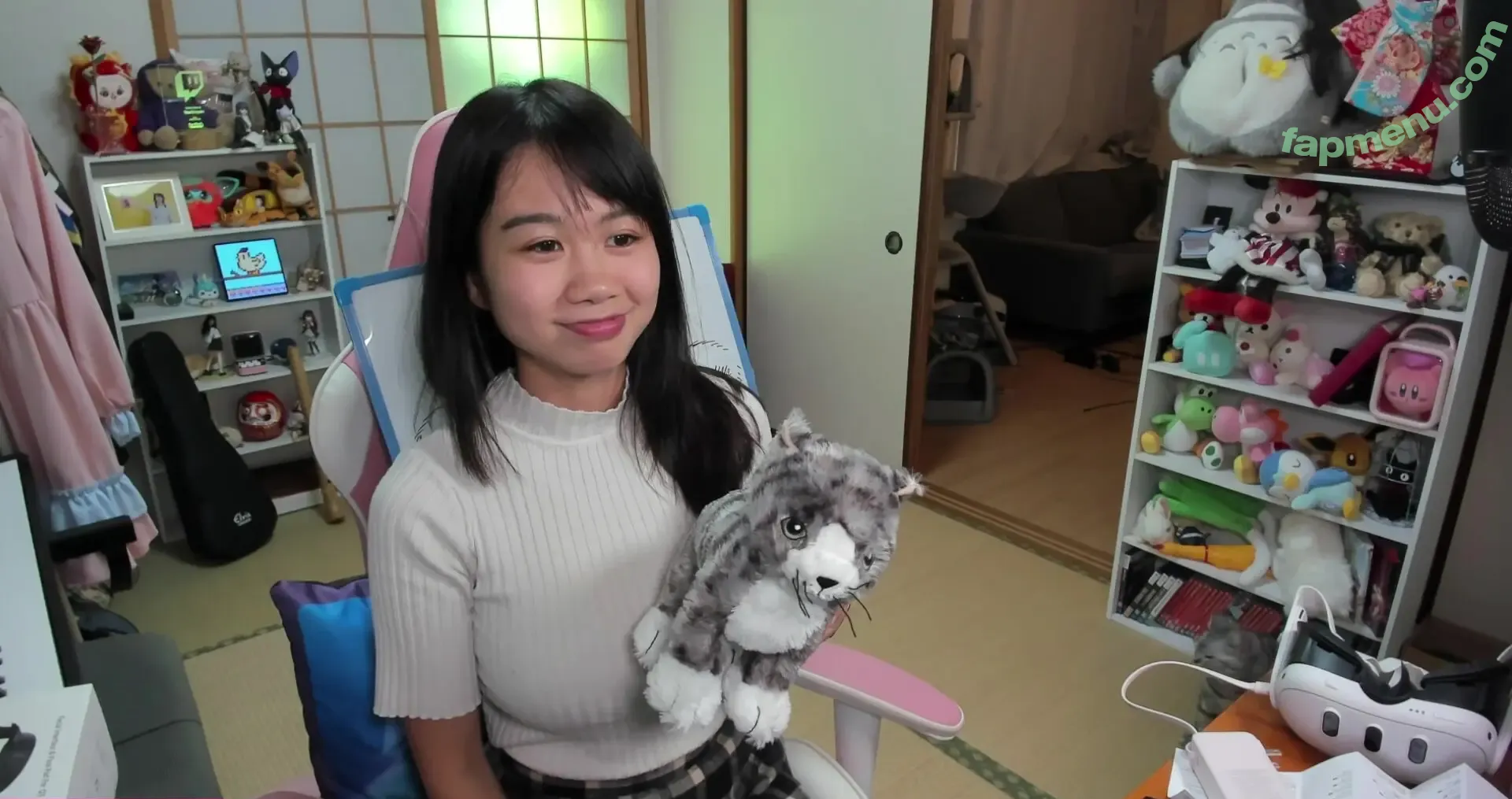 Yoshimyan nude photo #0304 (tofumya / yoshimyann)