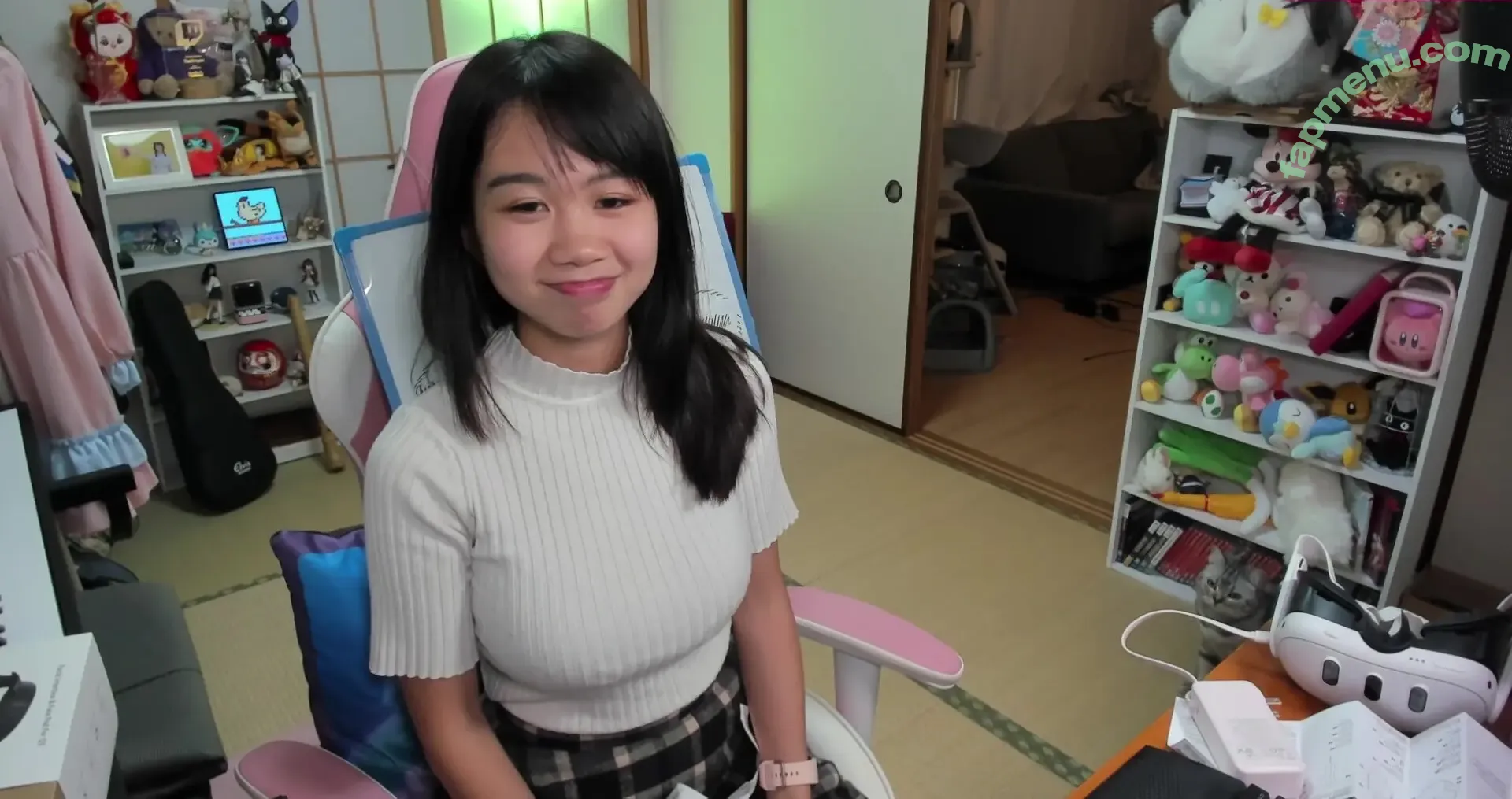 Yoshimyan nude photo #0305 (tofumya / yoshimyann)