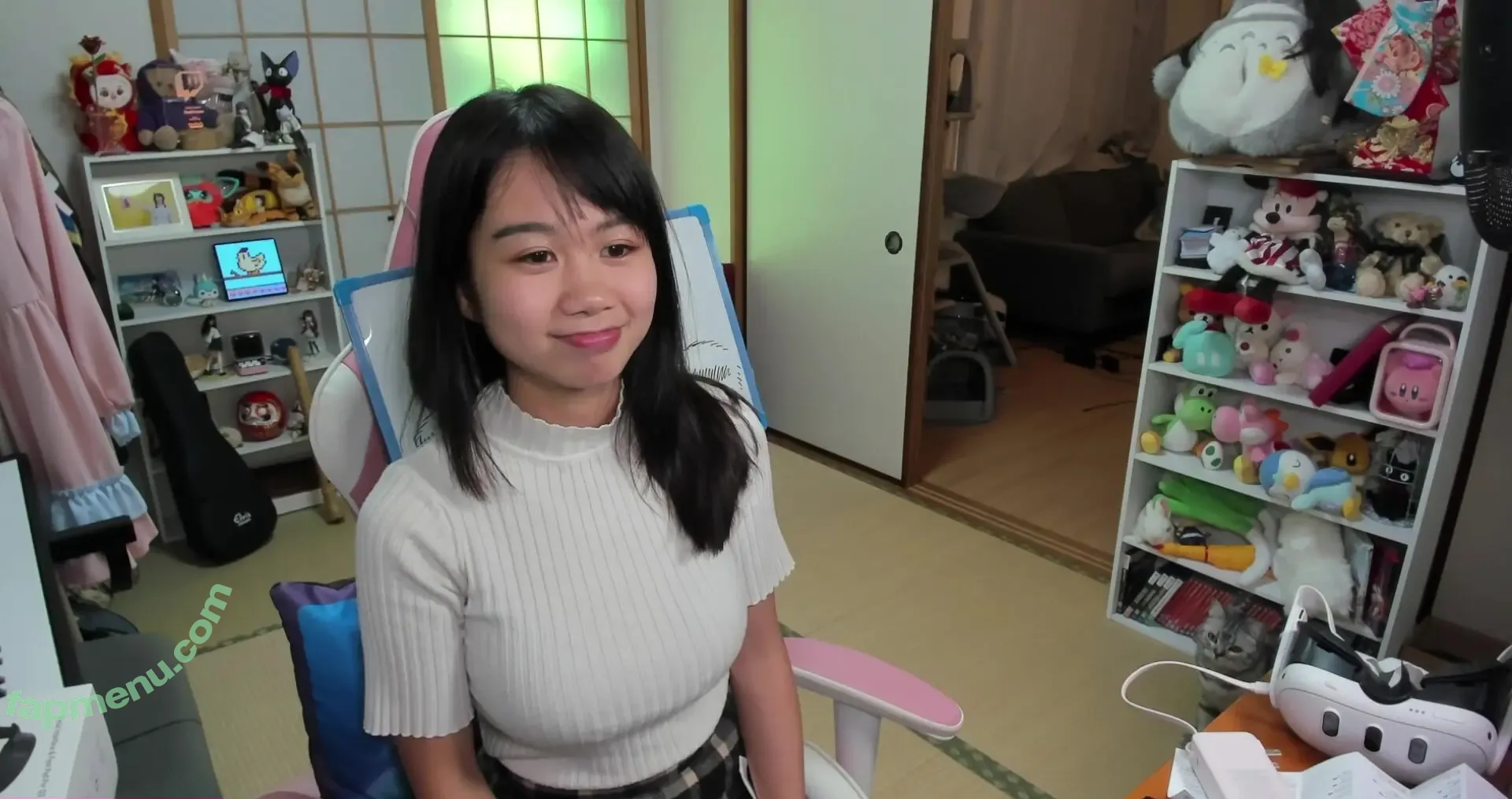 Yoshimyan nude photo #0306 (tofumya / yoshimyann)