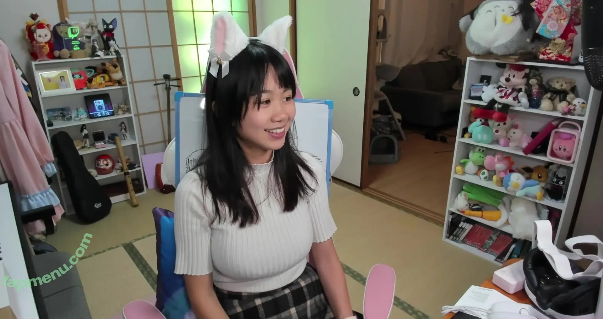 Yoshimyan nude photo #0319 (tofumya / yoshimyann)