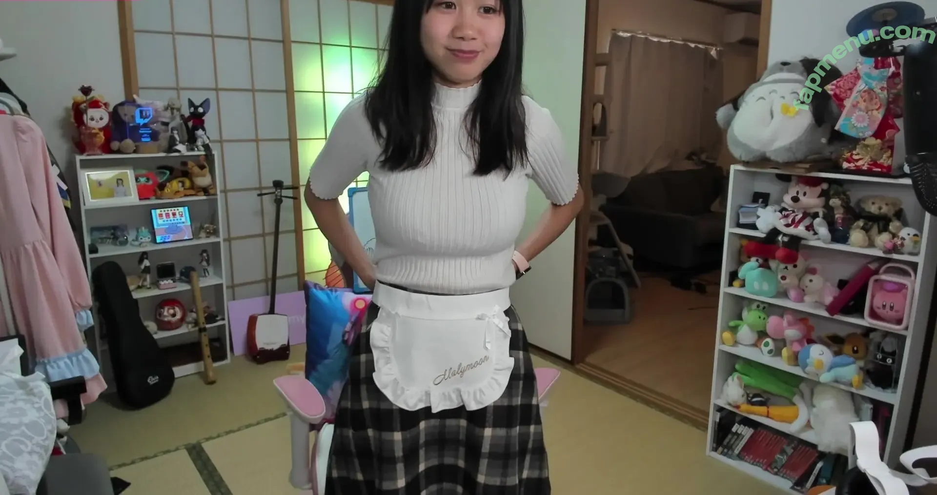 Yoshimyan nude photo #0321 (tofumya / yoshimyann)