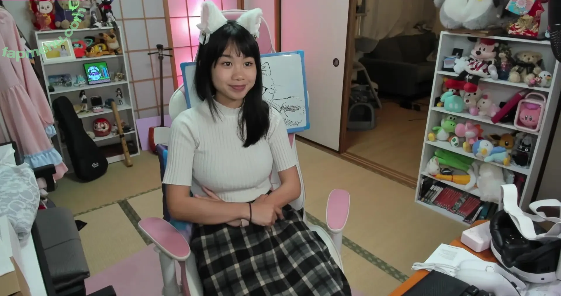 Yoshimyan nude photo #0323 (tofumya / yoshimyann)