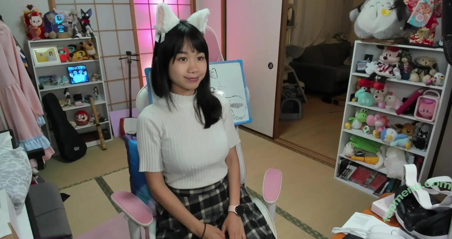 Yoshimyan nude photo #0324 (tofumya / yoshimyann)