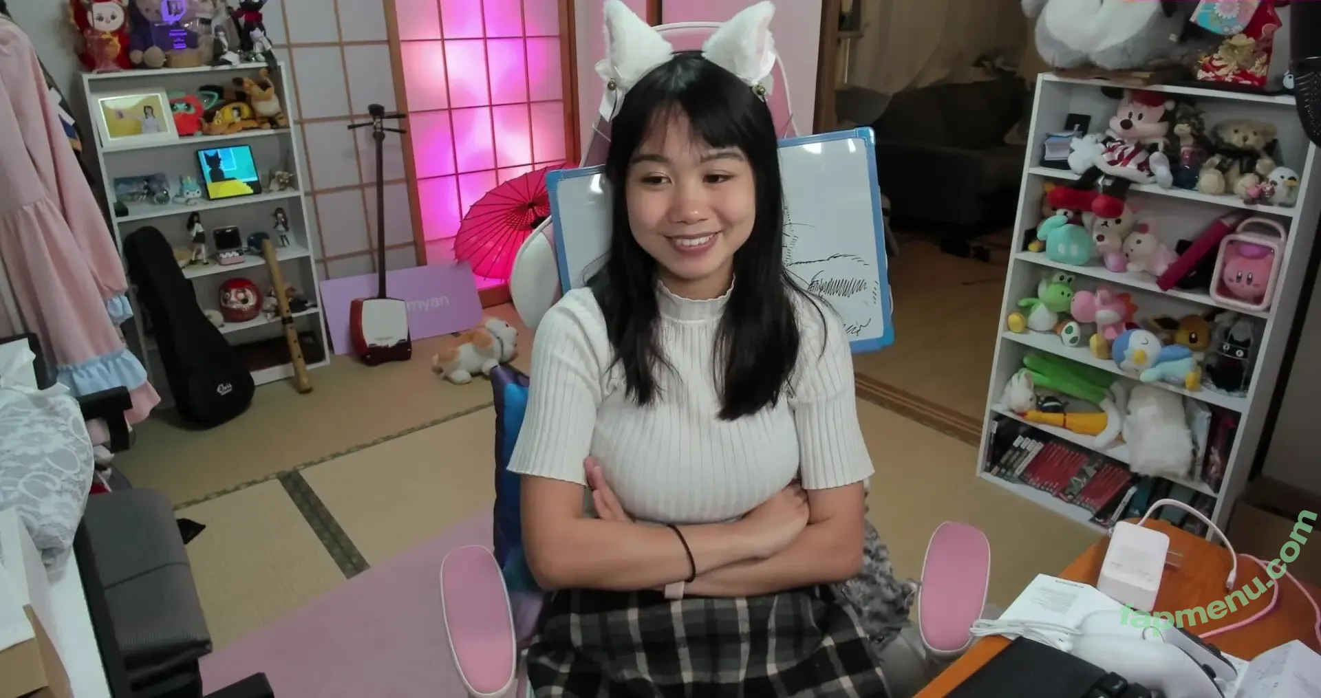 Yoshimyan nude photo #0330 (tofumya / yoshimyann)