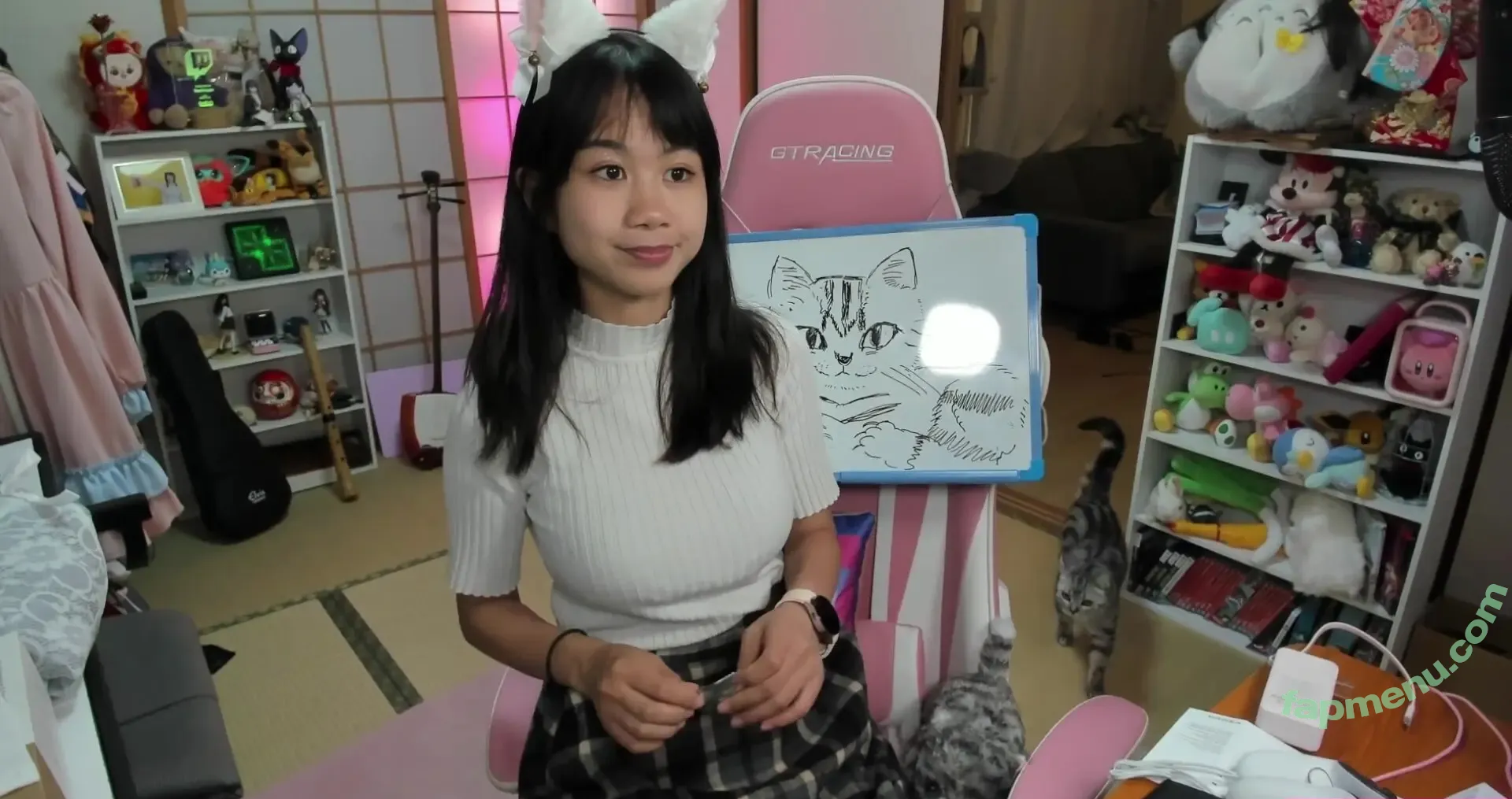 Yoshimyan nude photo #0331 (tofumya / yoshimyann)