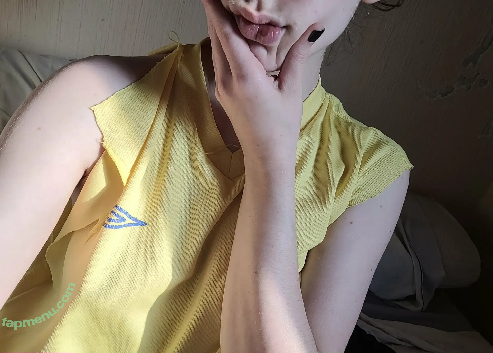 YoSoyGala nude photo #0064 (yosoygala__)