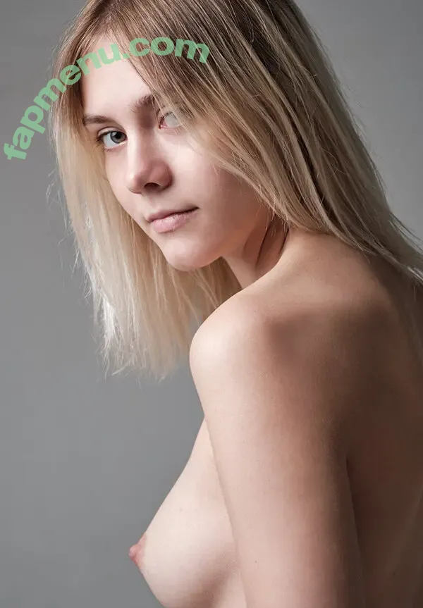 young_and_b nude photo #0026 (hochuhratysya / young_and_b1)