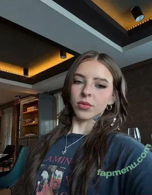 Young Miko / itsyoungmiko / sinacdr nude photo #0064