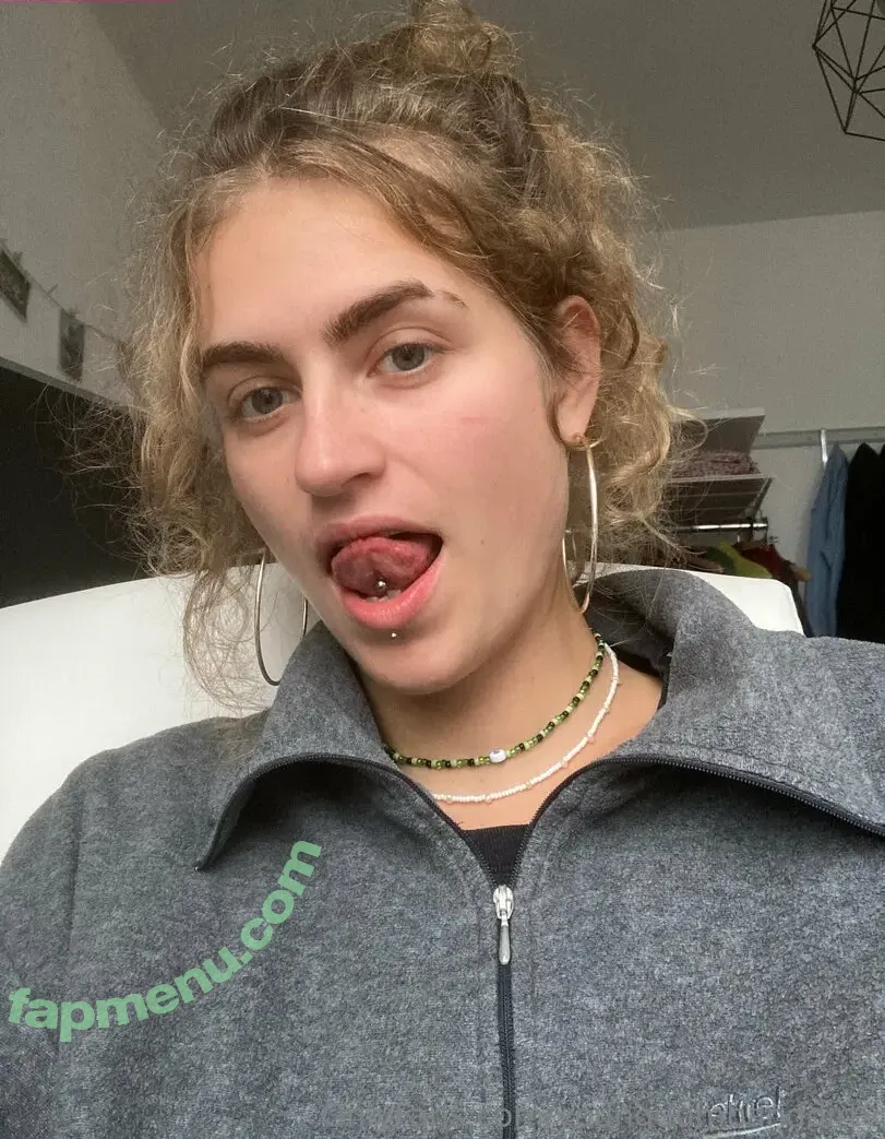 youngdumbanddirty nude photo #0042 (playful_paula)