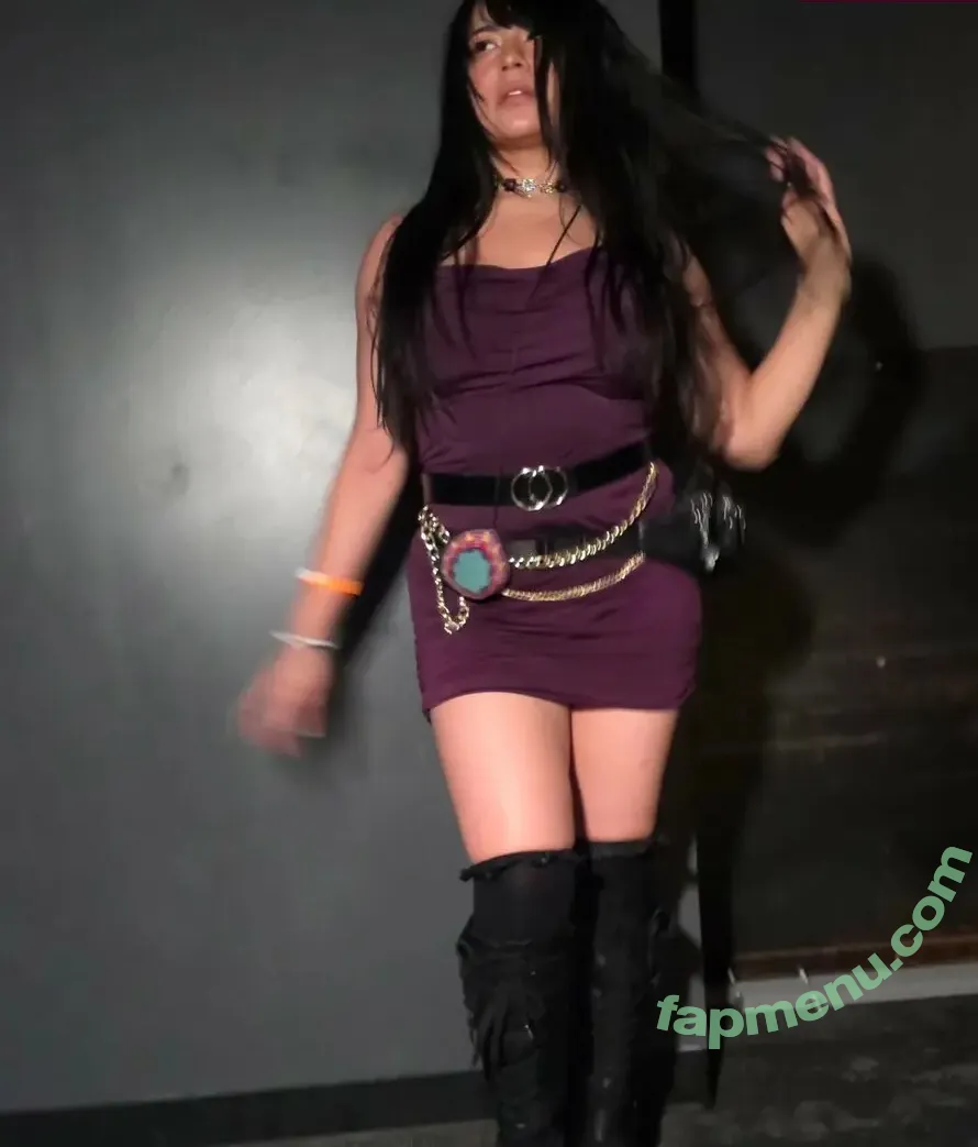 Youniklunatik nude photo #0267 (Youniklunatik)