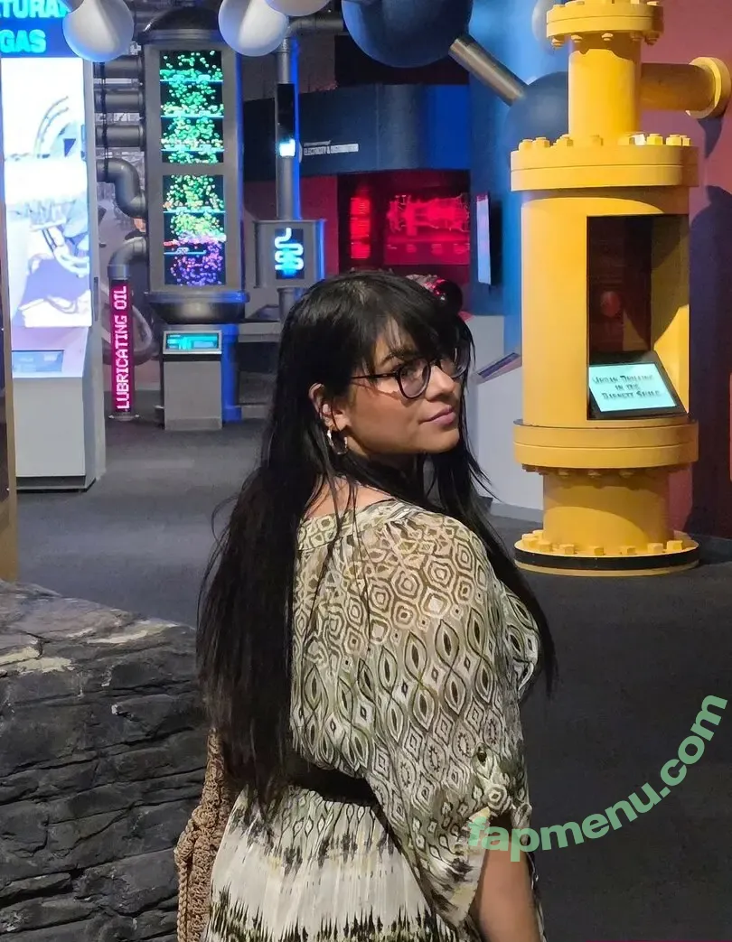 Youniklunatik nude photo #0272 (Youniklunatik)