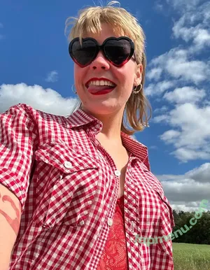 youonlywishyoucould / charlotte_aria_youonlywish nude photo #0051