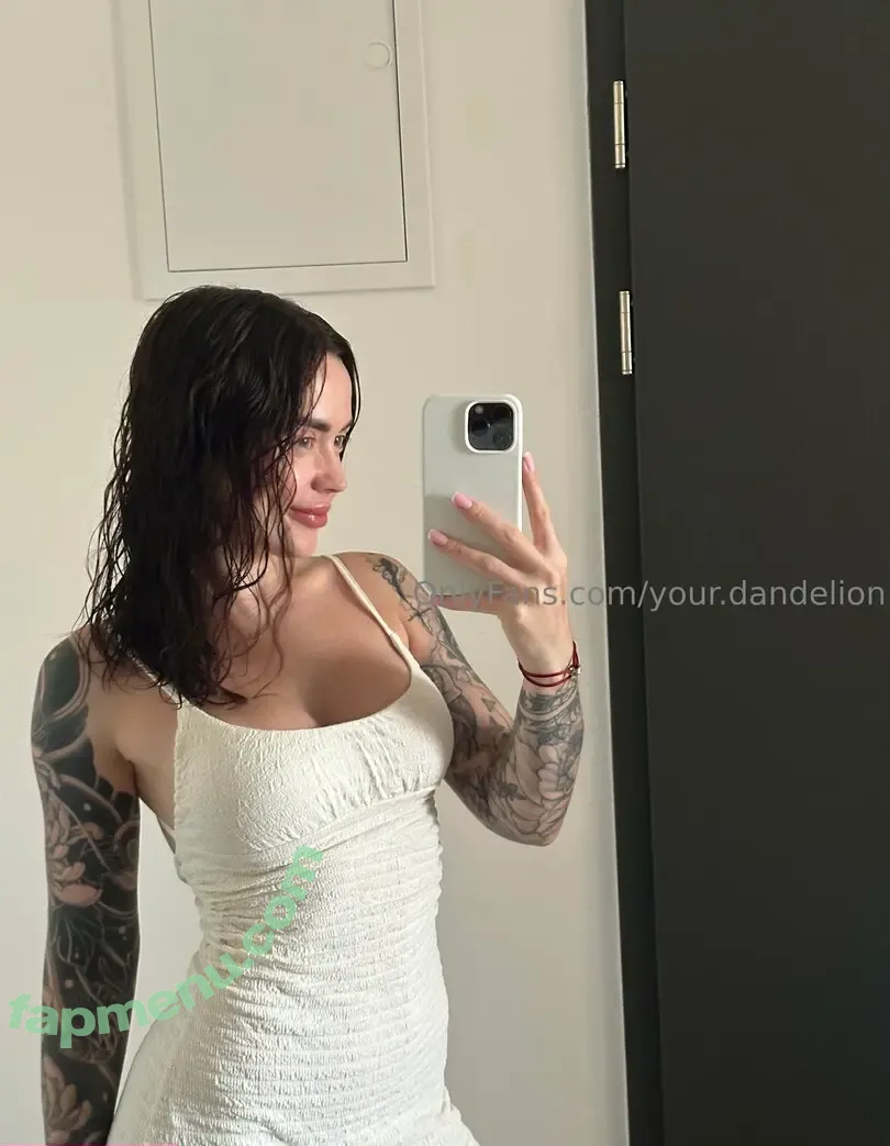 your.dandelion nude photo #0014 (yourdandelia)