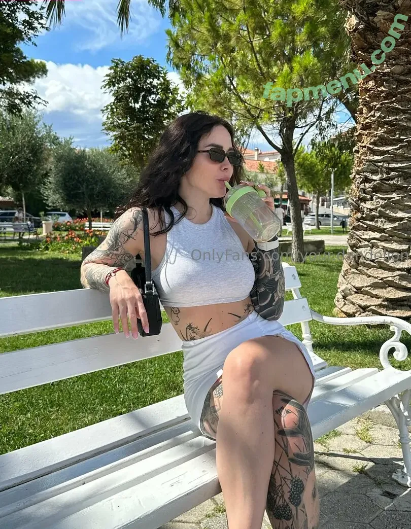 your.dandelion nude photo #0031 (yourdandelia)