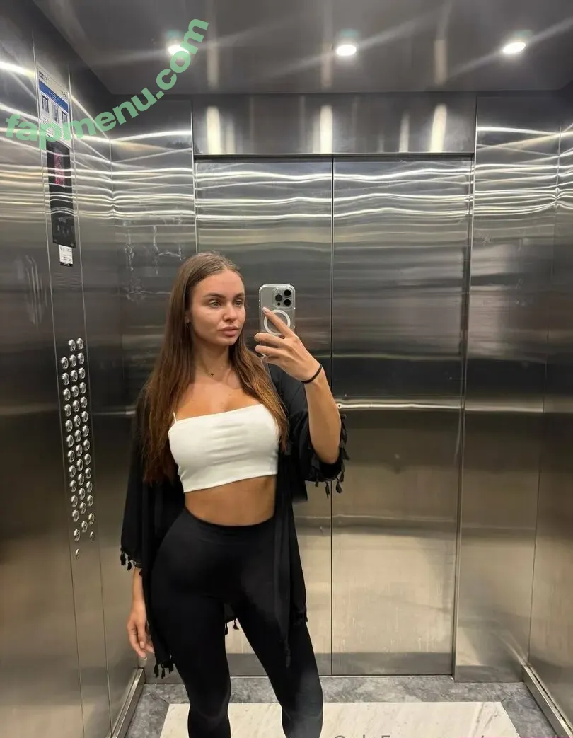 your_eli nude photo #0014 (your_eli)