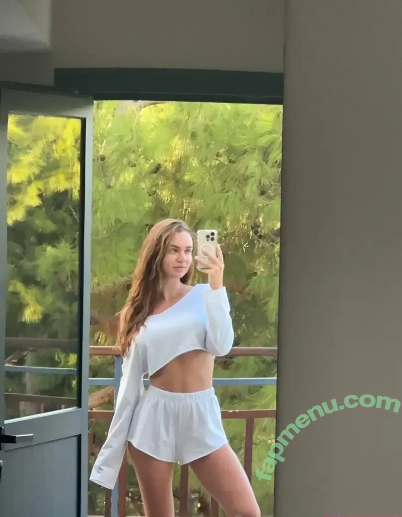 your_eli nude photo #0028 (your_eli)