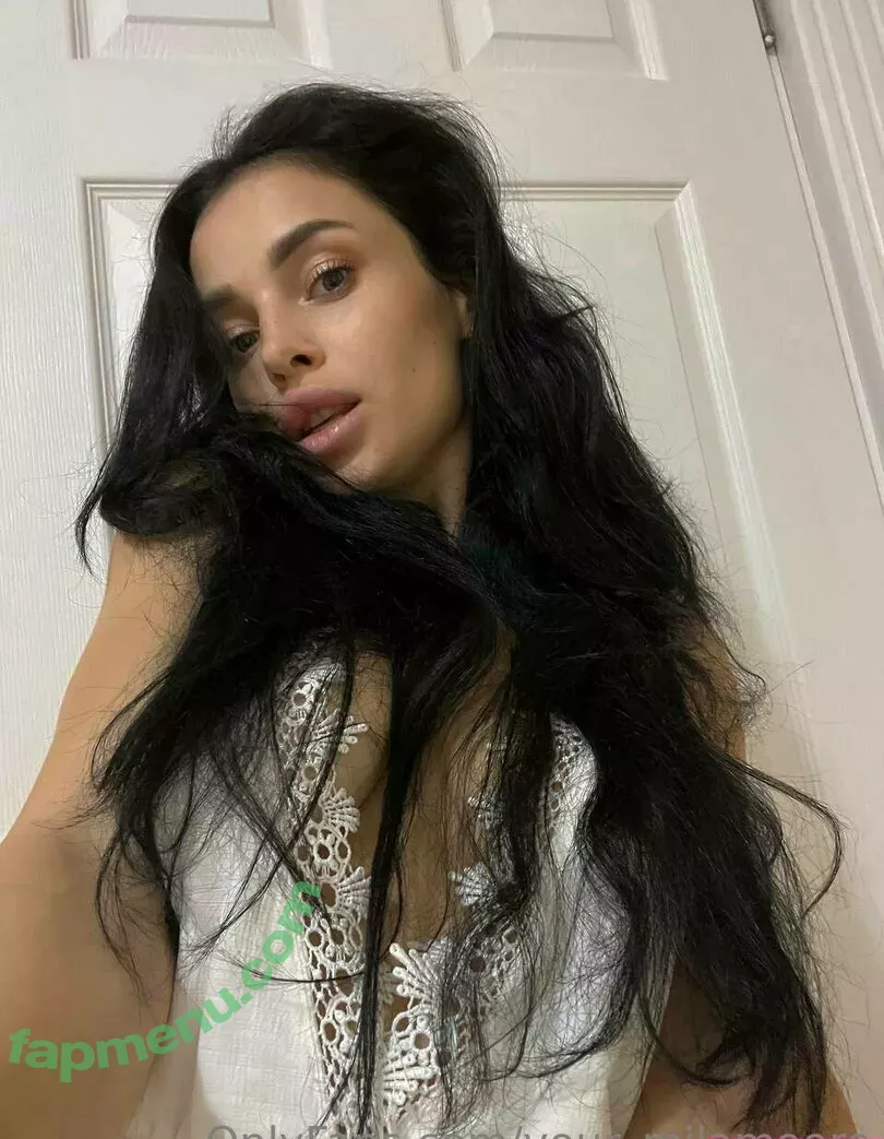 your_milamoore nude photo #0161 (your_milamoore)