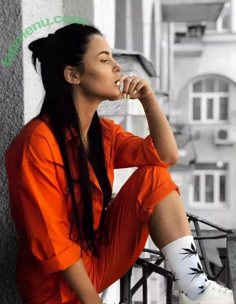 your_milamoore nude photo #0209 (your_milamoore)