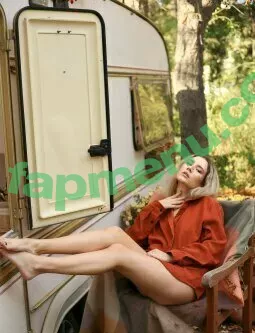 your_milamoore nude photo #0267 (your_milamoore)