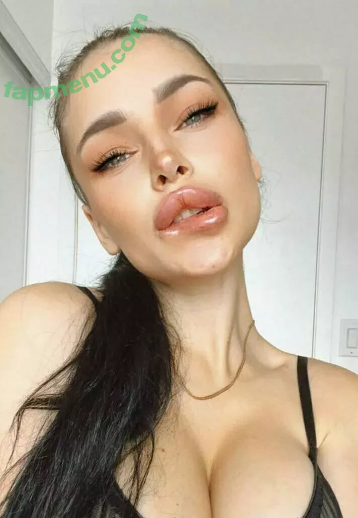 your_milamoore nude photo #0367 (your_milamoore)