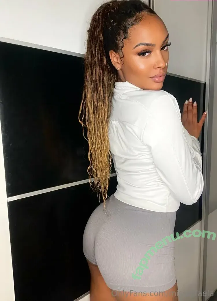 Your Rafa nude photo #0019 (missrafaela / yorafarafa)