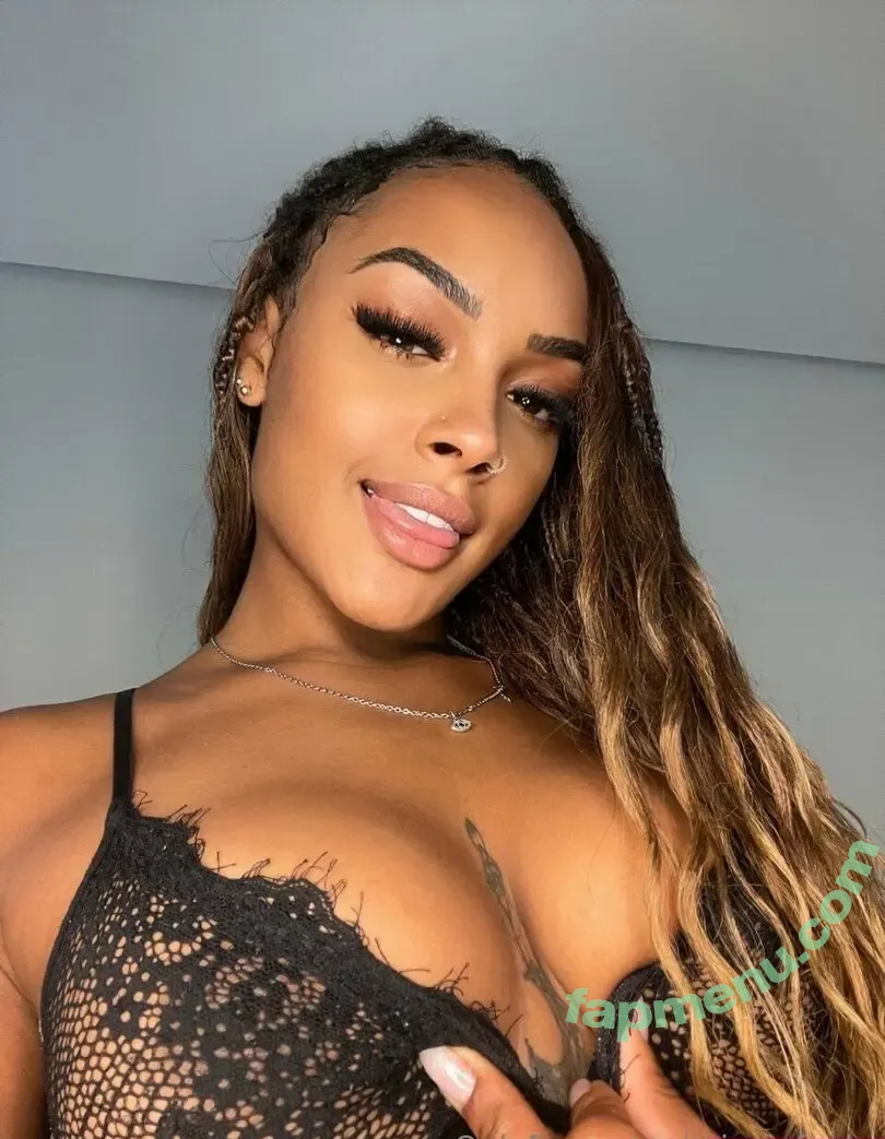 Your Rafa nude photo #0026 (missrafaela / yorafarafa)