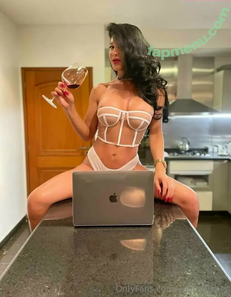 your.sofia.ts nude photo #0010 (y0urs0fia)
